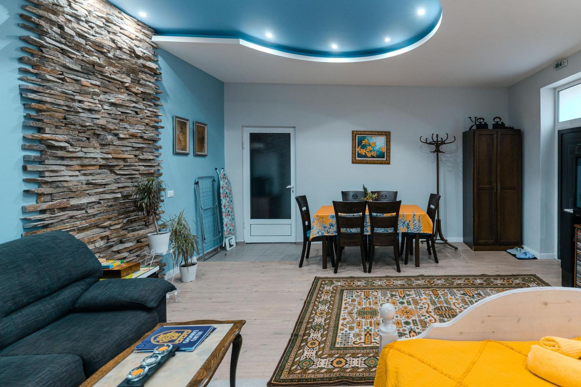 Luxury Studio Near Tsarevets Veliko Turnovo Bagian luar foto